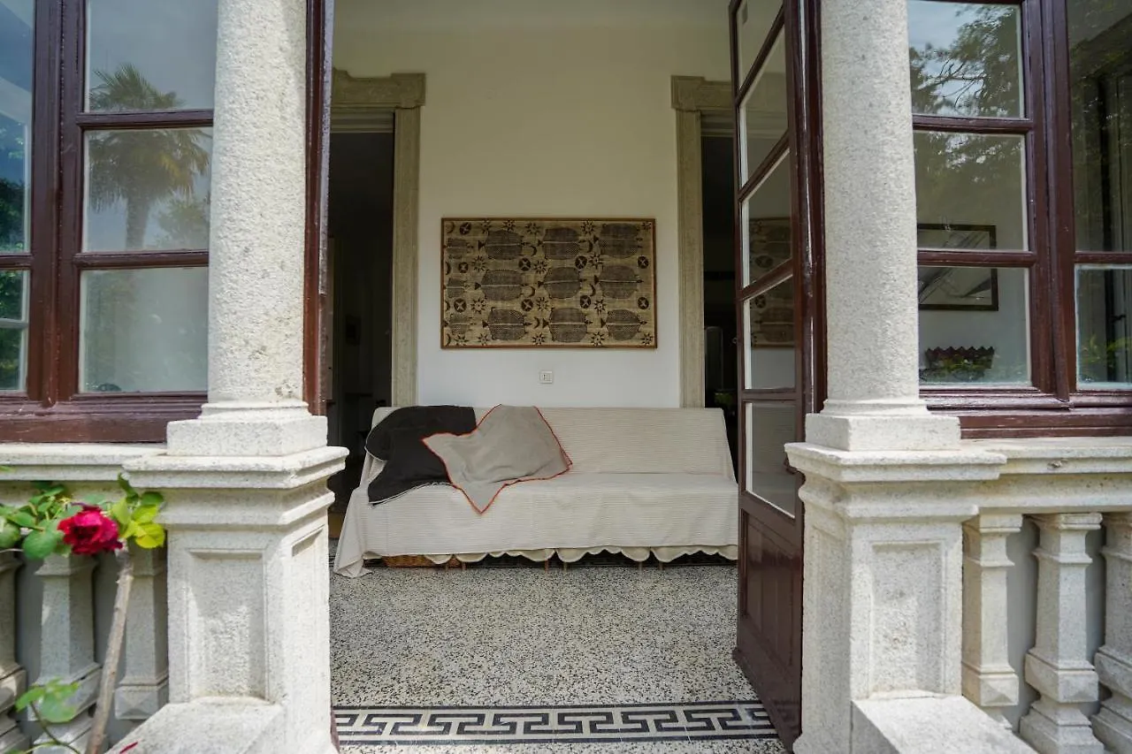 Villa Evelina Travedona 0*,  Italy
