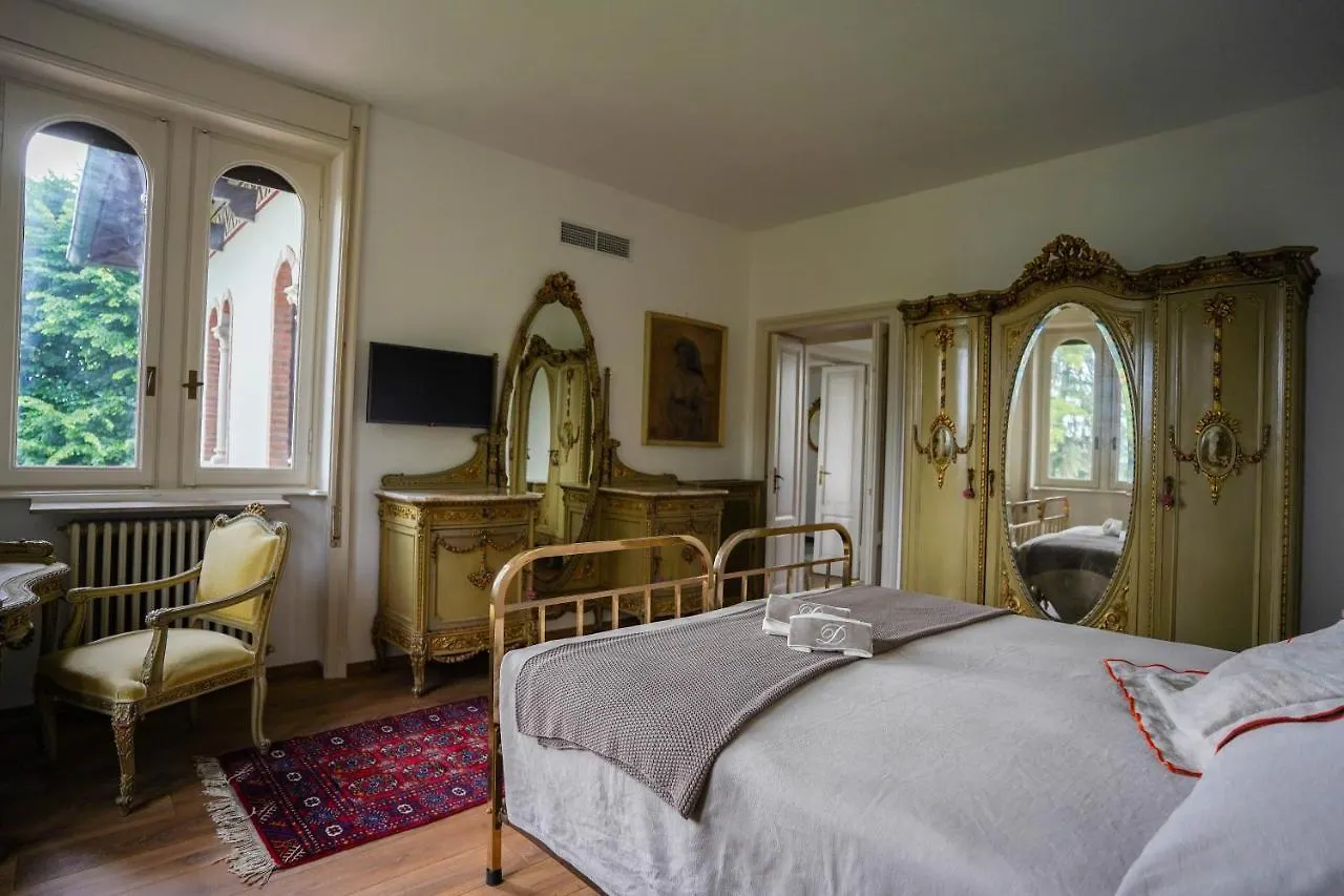 Villa Evelina Travedona Italia